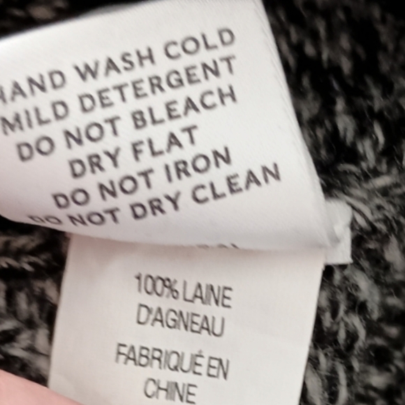 L.L. Bean Lambs Wool Shawl Collar Sweater  Sz M Pullover Warm Preppy Academia. - Picture 8 of 15